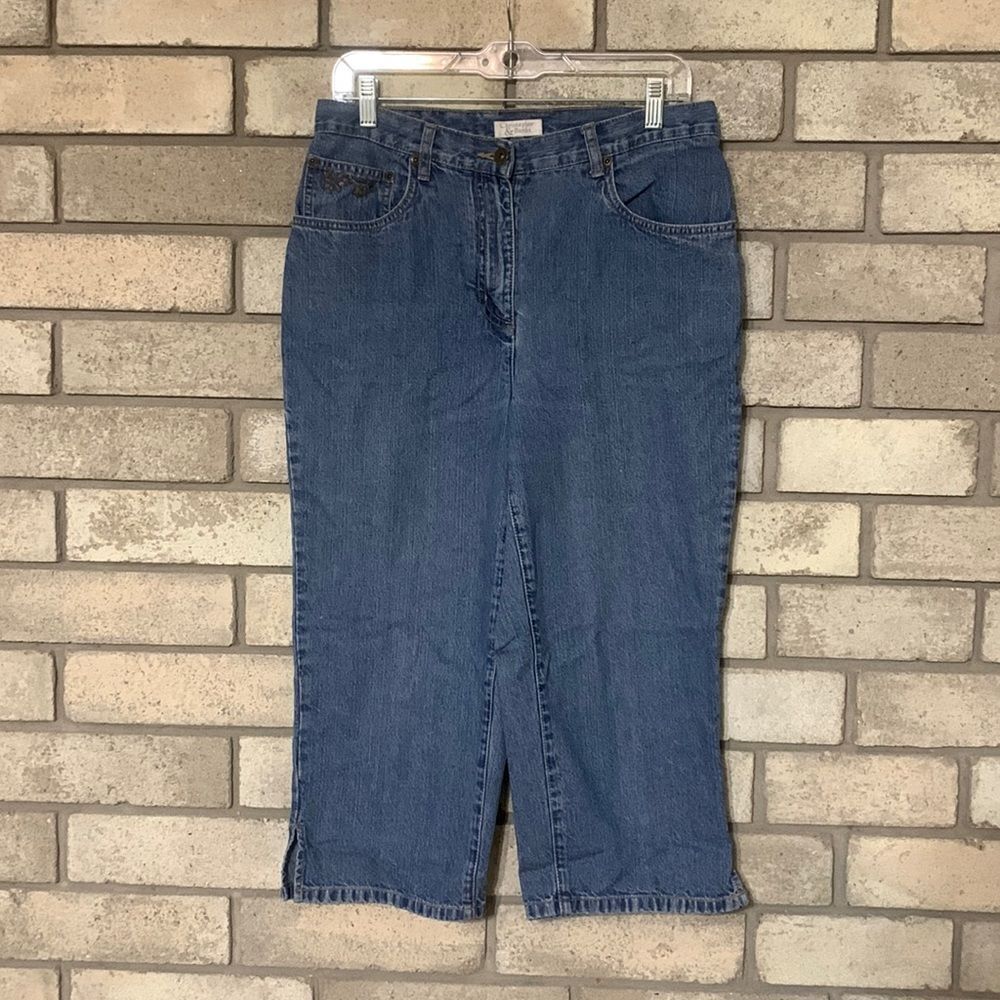 3for$20 Capri size 8